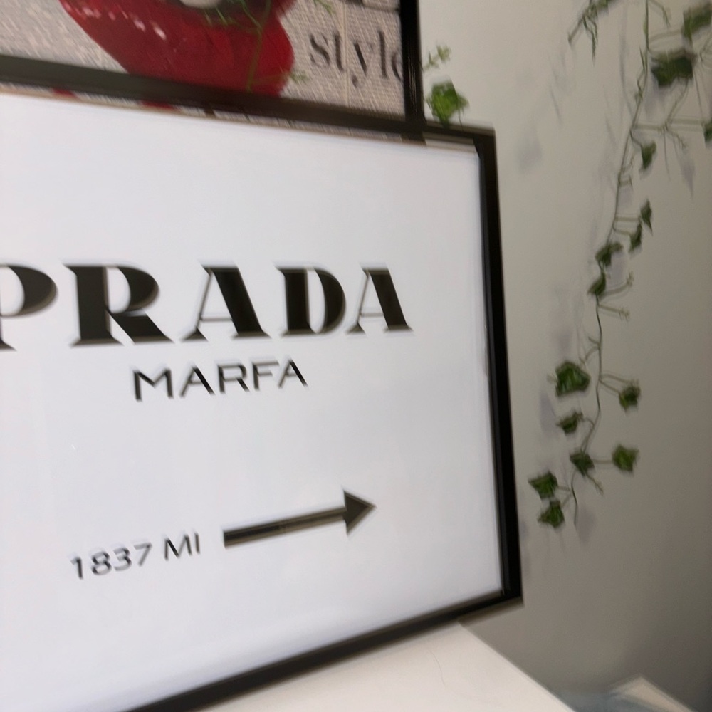 PRADA FRAME - Picture 4 of 7